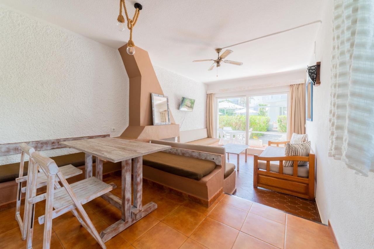 Atlas Apartments Ibiza Santa Eulalia del Río Exterior foto